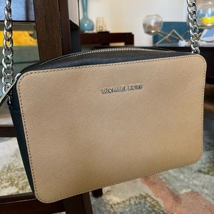 Michael Kors Jet Set Large EW Crossbody Cashew Black